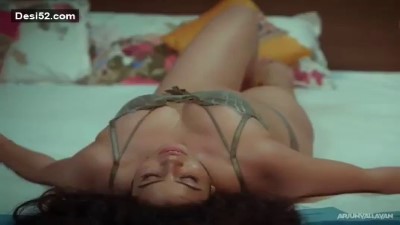 400px x 225px - Thozhiyai Nakku Podum Hotel Sex Video - Tamil Licking Sex
