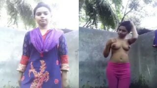 Tamil Village School Sex - Tamil school 19 age girl pool sappi ookum sex video - OolVeri