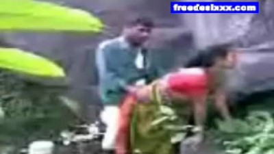 Ooty Aunty Sex - Ooty wife ookum tamilnadu village sex video - tamil sex saree