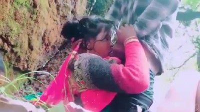 400px x 225px - Aunty ilam sunniyai oombi kaatil ookum tamil forest sex video - xxx