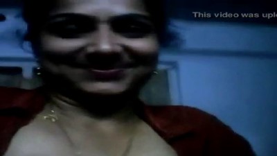 Auntyboobsvideo - Today exclusive-Villupuram village thevidiya aunty mulai kanbithu pisaiyum  sex tape - masalaseen.me