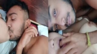 Lovable cute couple first time oyo roomil sex seikirargal