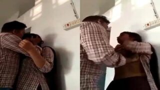 Diploma college GF kuda class roomil kaai adichi kiss seithen