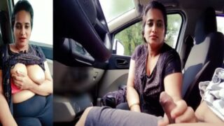 Chennai beautiful aunty caril pool oombi paal suvaikiraal