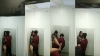 Chennai Big Aunty dressing roomil matter seiyum hidden sex